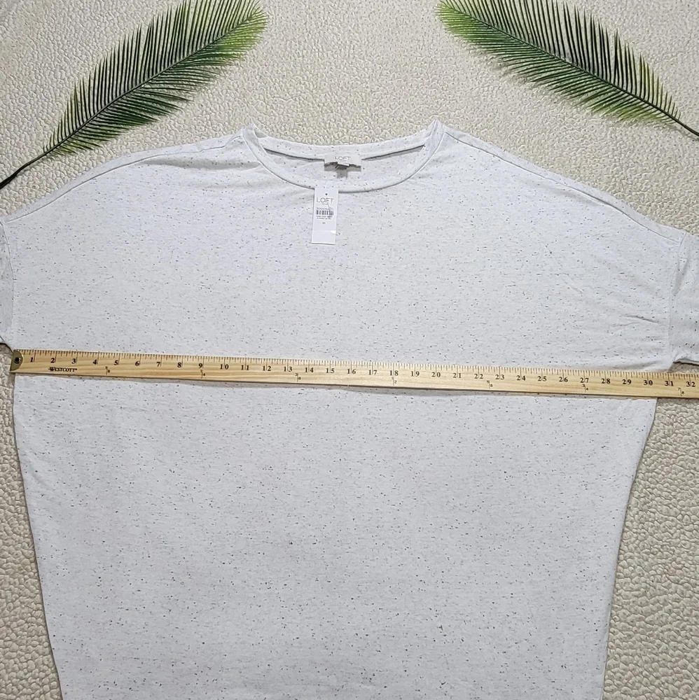 Loft‎ Dolman Sleeve Light Grey Women’s Top Size M.